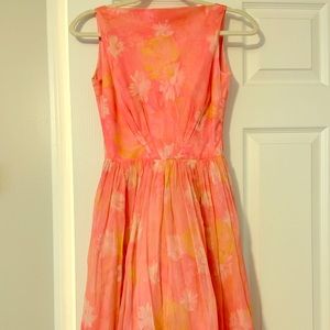 Vintage 1950s 1960s pink floral yellow dress